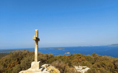 Trekking in Croazia al mare